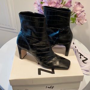 Schutz Marion Black Croco Leather Square Toe Boot Bootie 7 7.5